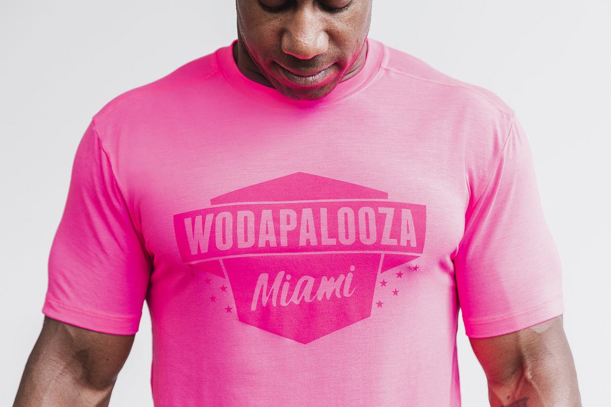 Nobull Wodapalooza Men's T Shirts Pink | Australia (OD6840)